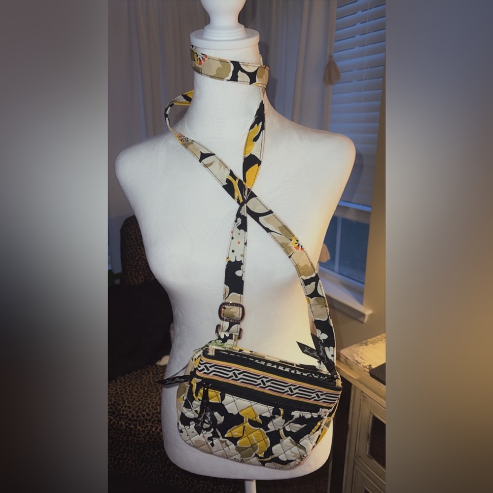 VERA BRADLEY Little Flap Hipster Crossbody Purse - Dogwood - Black & Yellow